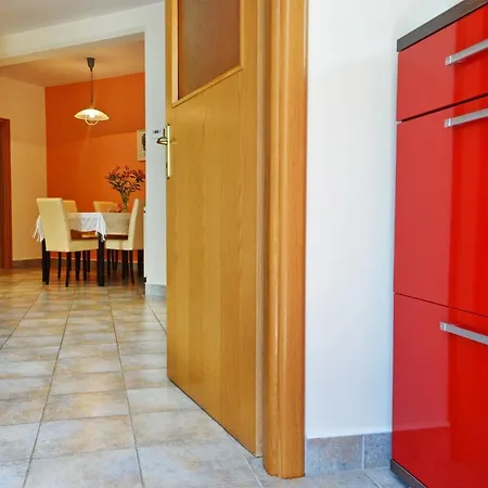 Tonka Apartament *