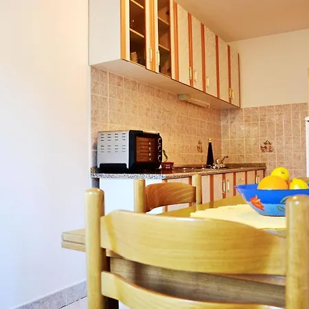 Tonka Apartament Pucisca